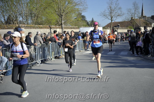 Marathon_Cheverny2025_Dimanche_Passage_CentreVille/2025CHEVERNY_VILLE_001839.JPG