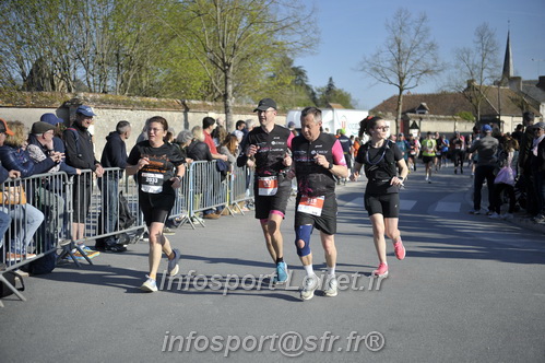 Marathon_Cheverny2025_Dimanche_Passage_CentreVille/2025CHEVERNY_VILLE_001843.JPG