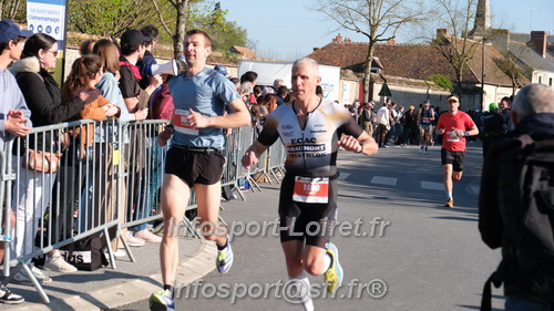 Marathon_Cheverny2025_Dimanche_Passage_CentreVille/2025CHEVERNY_VILLE_001849.JPG