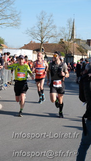 Marathon_Cheverny2025_Dimanche_Passage_CentreVille/2025CHEVERNY_VILLE_001853.JPG