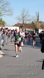 Marathon_Cheverny2025_Dimanche_Passage_CentreVille/2025CHEVERNY_VILLE_001854.JPG
