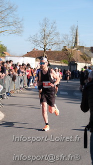 Marathon_Cheverny2025_Dimanche_Passage_CentreVille/2025CHEVERNY_VILLE_001855.JPG