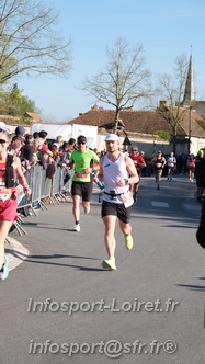 Marathon_Cheverny2025_Dimanche_Passage_CentreVille/2025CHEVERNY_VILLE_001857.JPG