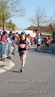 Marathon_Cheverny2025_Dimanche_Passage_CentreVille/2025CHEVERNY_VILLE_001859.JPG