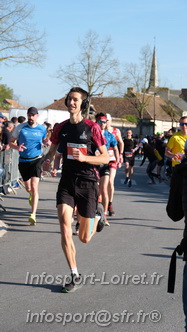 Marathon_Cheverny2025_Dimanche_Passage_CentreVille/2025CHEVERNY_VILLE_001863.JPG