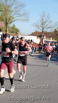 Marathon_Cheverny2025_Dimanche_Passage_CentreVille/2025CHEVERNY_VILLE_001867.JPG