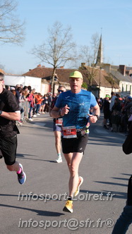 Marathon_Cheverny2025_Dimanche_Passage_CentreVille/2025CHEVERNY_VILLE_001878.JPG