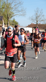 Marathon_Cheverny2025_Dimanche_Passage_CentreVille/2025CHEVERNY_VILLE_001881.JPG