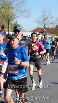Marathon_Cheverny2025_Dimanche_Passage_CentreVille/2025CHEVERNY_VILLE_001893.JPG