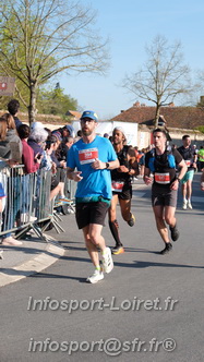 Marathon_Cheverny2025_Dimanche_Passage_CentreVille/2025CHEVERNY_VILLE_001894.JPG
