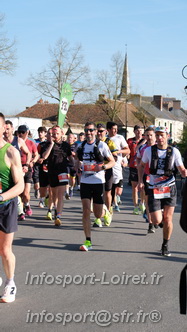 Marathon_Cheverny2025_Dimanche_Passage_CentreVille/2025CHEVERNY_VILLE_001898.JPG