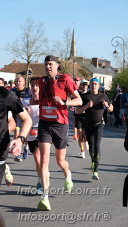 Marathon_Cheverny2025_Dimanche_Passage_CentreVille/2025CHEVERNY_VILLE_001902.JPG