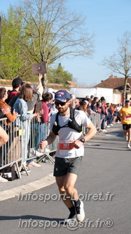 Marathon_Cheverny2025_Dimanche_Passage_CentreVille/2025CHEVERNY_VILLE_001906.JPG