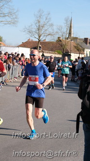 Marathon_Cheverny2025_Dimanche_Passage_CentreVille/2025CHEVERNY_VILLE_001908.JPG