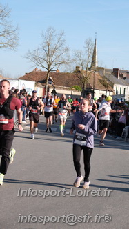 Marathon_Cheverny2025_Dimanche_Passage_CentreVille/2025CHEVERNY_VILLE_001919.JPG
