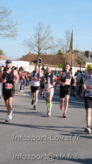 Marathon_Cheverny2025_Dimanche_Passage_CentreVille/2025CHEVERNY_VILLE_001920.JPG