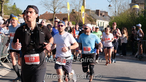 Marathon_Cheverny2025_Dimanche_Passage_CentreVille/2025CHEVERNY_VILLE_001928.JPG