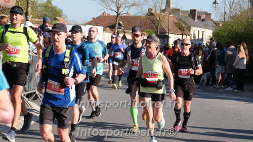 Marathon_Cheverny2025_Dimanche_Passage_CentreVille/2025CHEVERNY_VILLE_001932.JPG