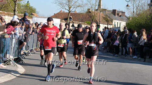 Marathon_Cheverny2025_Dimanche_Passage_CentreVille/2025CHEVERNY_VILLE_001935.JPG