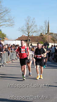 Marathon_Cheverny2025_Dimanche_Passage_CentreVille/2025CHEVERNY_VILLE_001938.JPG