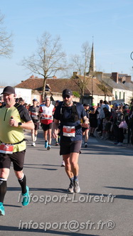 Marathon_Cheverny2025_Dimanche_Passage_CentreVille/2025CHEVERNY_VILLE_001940.JPG