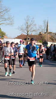 Marathon_Cheverny2025_Dimanche_Passage_CentreVille/2025CHEVERNY_VILLE_001943.JPG