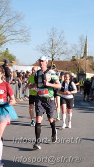 Marathon_Cheverny2025_Dimanche_Passage_CentreVille/2025CHEVERNY_VILLE_001953.JPG