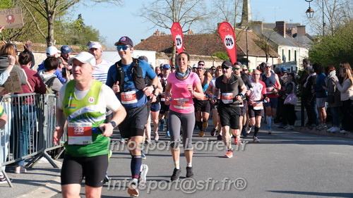 Marathon_Cheverny2025_Dimanche_Passage_CentreVille/2025CHEVERNY_VILLE_001959.JPG
