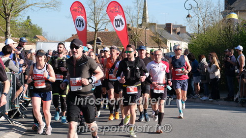 Marathon_Cheverny2025_Dimanche_Passage_CentreVille/2025CHEVERNY_VILLE_001964.JPG