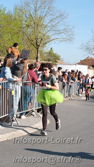 Marathon_Cheverny2025_Dimanche_Passage_CentreVille/2025CHEVERNY_VILLE_001985.JPG