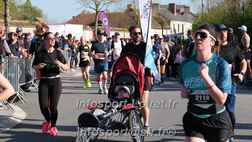 Marathon_Cheverny2025_Dimanche_Passage_CentreVille/2025CHEVERNY_VILLE_001996.JPG