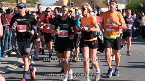 Marathon_Cheverny2025_Dimanche_Passage_CentreVille/2025CHEVERNY_VILLE_002004.JPG