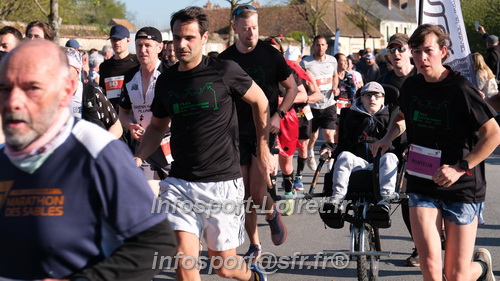 Marathon_Cheverny2025_Dimanche_Passage_CentreVille/2025CHEVERNY_VILLE_002007.JPG