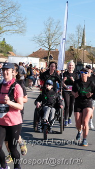 Marathon_Cheverny2025_Dimanche_Passage_CentreVille/2025CHEVERNY_VILLE_002009.JPG