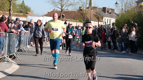 Marathon_Cheverny2025_Dimanche_Passage_CentreVille/2025CHEVERNY_VILLE_002012.JPG