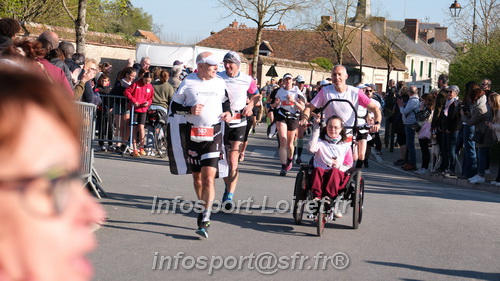 Marathon_Cheverny2025_Dimanche_Passage_CentreVille/2025CHEVERNY_VILLE_002013.JPG