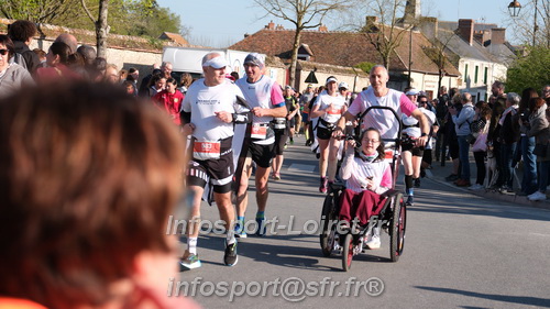 Marathon_Cheverny2025_Dimanche_Passage_CentreVille/2025CHEVERNY_VILLE_002014.JPG
