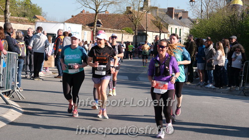 Marathon_Cheverny2025_Dimanche_Passage_CentreVille/2025CHEVERNY_VILLE_002020.JPG