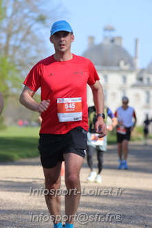 Marathon_Cheverny2025_Dimanche_Passage_Chateau/2025CHEVERNY_CHATEAU_000611.JPG