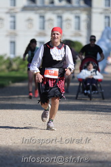 Marathon_Cheverny2025_Dimanche_Passage_Chateau/2025CHEVERNY_CHATEAU_001143.JPG