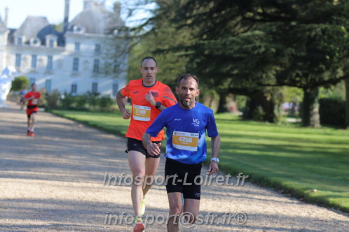 Marathon_Cheverny2025_Dimanche_Passage_Chateau/2025CHEVERNY_CHATEAU_001298.JPG
