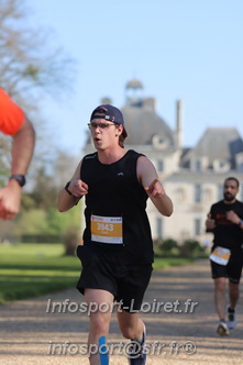 Marathon_Cheverny2025_Dimanche_Passage_Chateau/2025CHEVERNY_CHATEAU_001830.JPG
