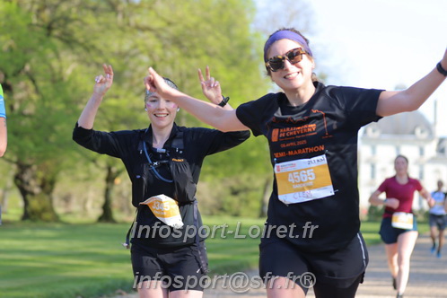 Marathon_Cheverny2025_Dimanche_Passage_Chateau/2025CHEVERNY_CHATEAU_002104.JPG