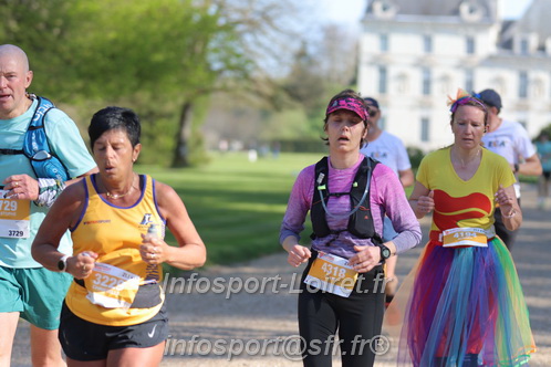 Marathon_Cheverny2025_Dimanche_Passage_Chateau/2025CHEVERNY_CHATEAU_002129.JPG