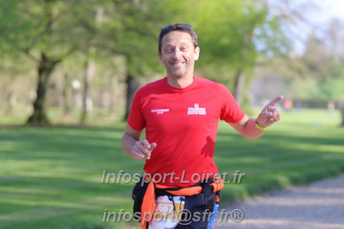 Marathon_Cheverny2025_Dimanche_Passage_Chateau/2025CHEVERNY_CHATEAU_002253.JPG