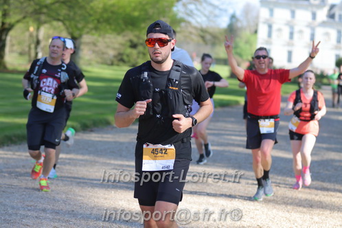 Marathon_Cheverny2025_Dimanche_Passage_Chateau/2025CHEVERNY_CHATEAU_002307.JPG
