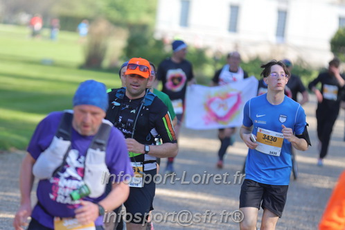 Marathon_Cheverny2025_Dimanche_Passage_Chateau/2025CHEVERNY_CHATEAU_002379.JPG