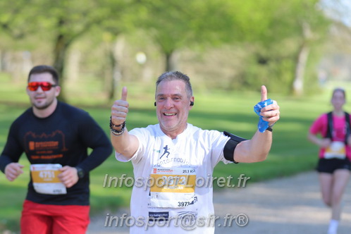 Marathon_Cheverny2025_Dimanche_Passage_Chateau/2025CHEVERNY_CHATEAU_002527.JPG