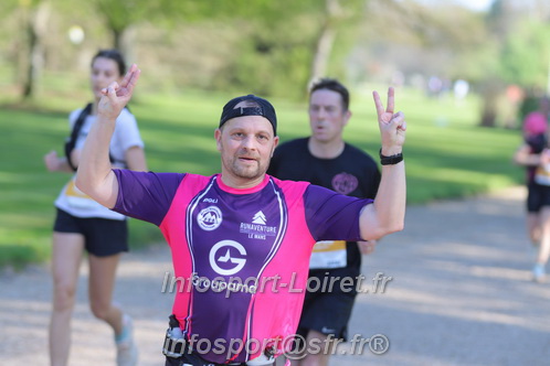 Marathon_Cheverny2025_Dimanche_Passage_Chateau/2025CHEVERNY_CHATEAU_002544.JPG