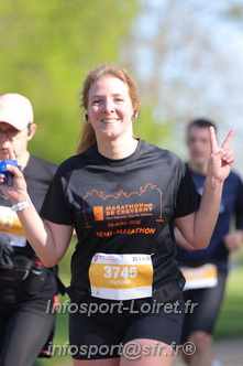 Marathon_Cheverny2025_Dimanche_Passage_Chateau/2025CHEVERNY_CHATEAU_003028.JPG